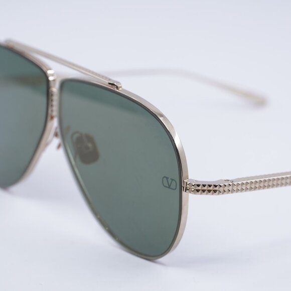 Valentino XVI VLS-100B Sunglasses Gold Aviator Frame, Green Lenses main image 3
